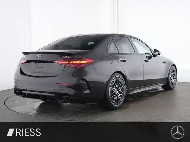 Mercedes-Benz C 63 AMG