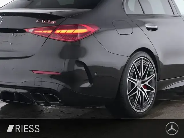 Mercedes-Benz C 63 AMG