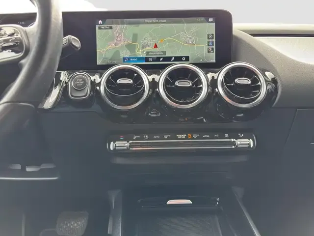 Mercedes-Benz B 250
