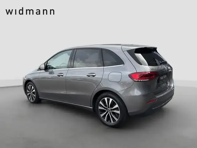 Mercedes-Benz B 250