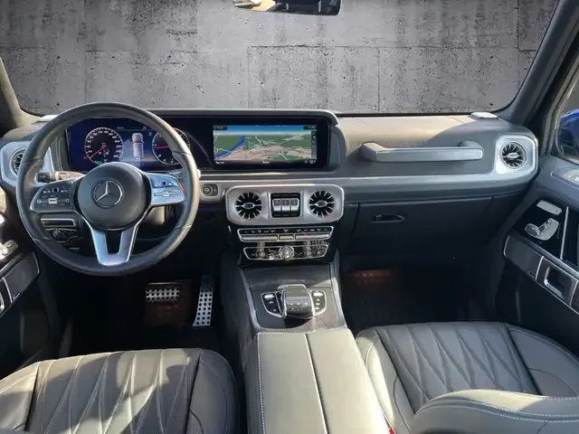 Mercedes-Benz G 400