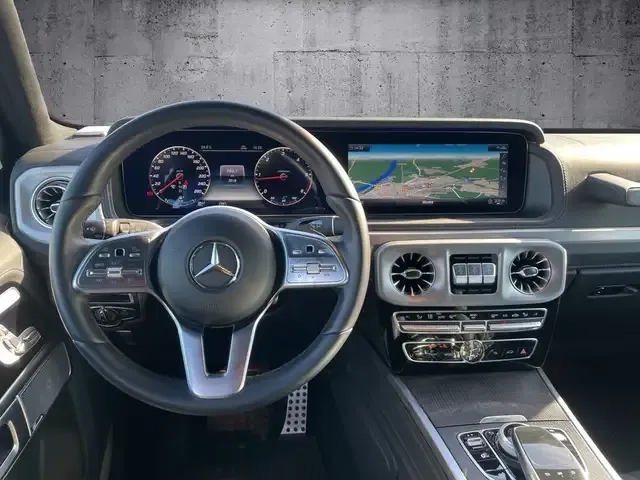 Mercedes-Benz G 400