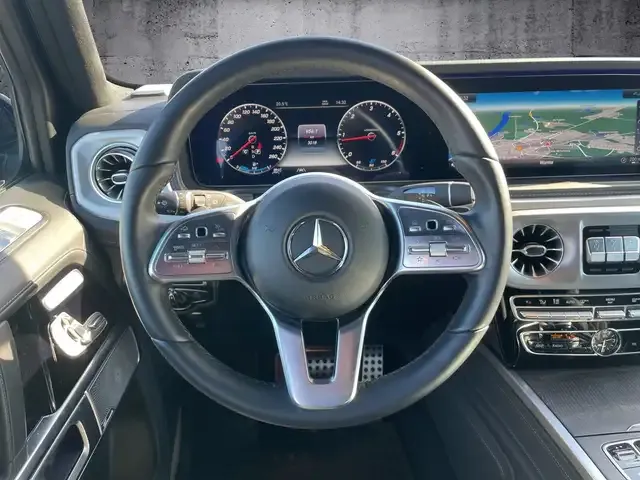 Mercedes-Benz G 400