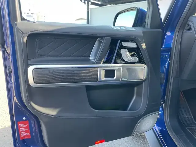 Mercedes-Benz G 400