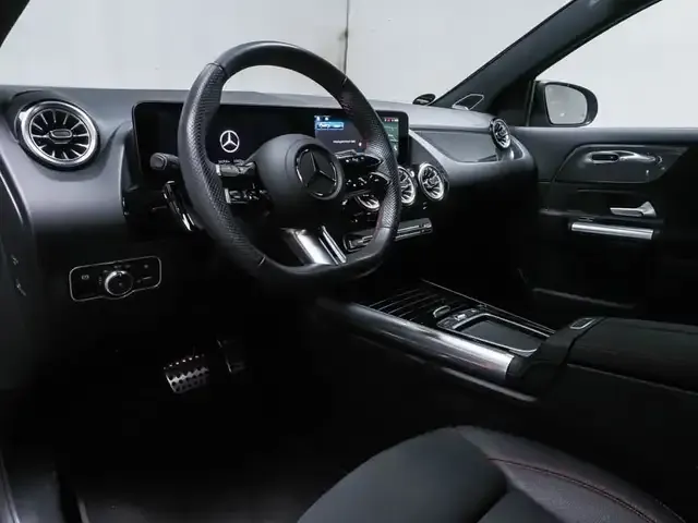 Mercedes-Benz GLA 180