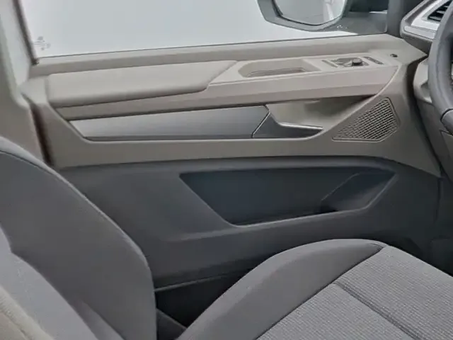 Volkswagen T7 California