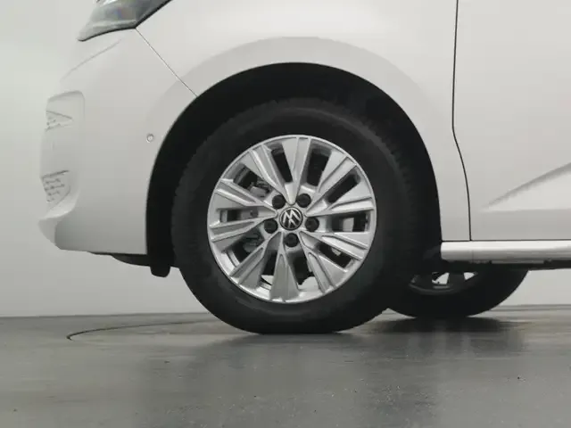 Volkswagen T7 California