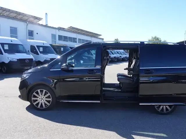Mercedes-Benz V 300