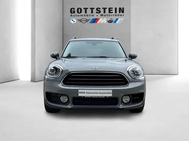 MINI One Countryman