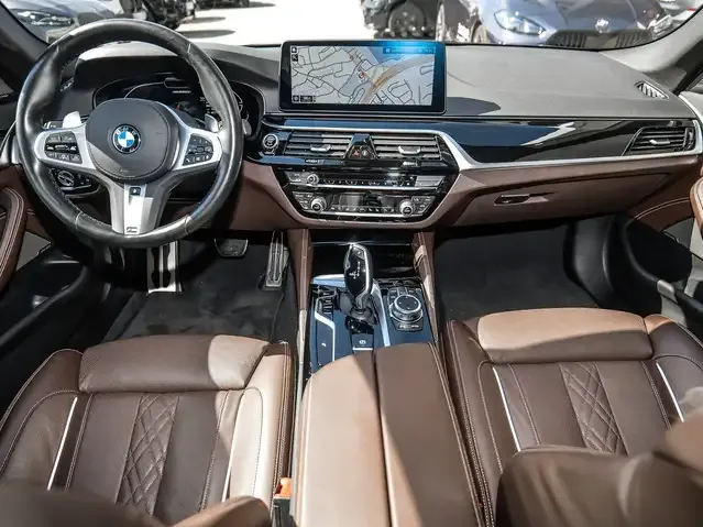 BMW 550