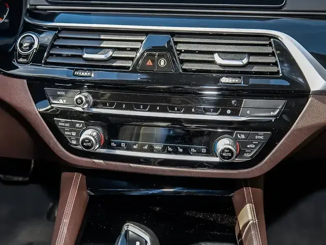 BMW 550
