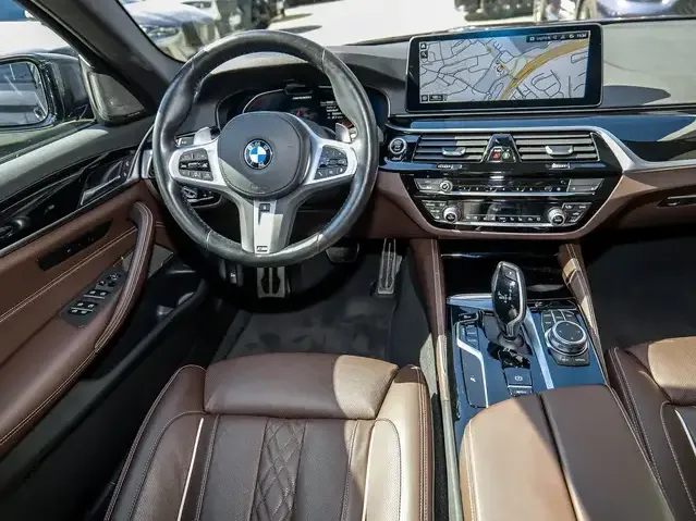 BMW 550