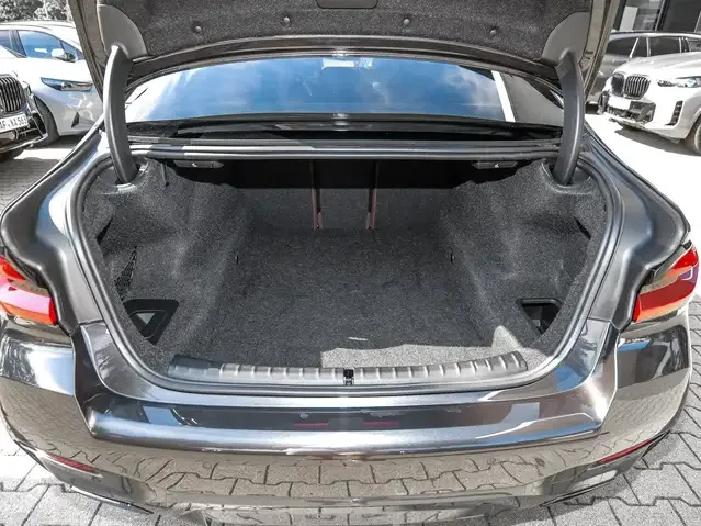 BMW 550