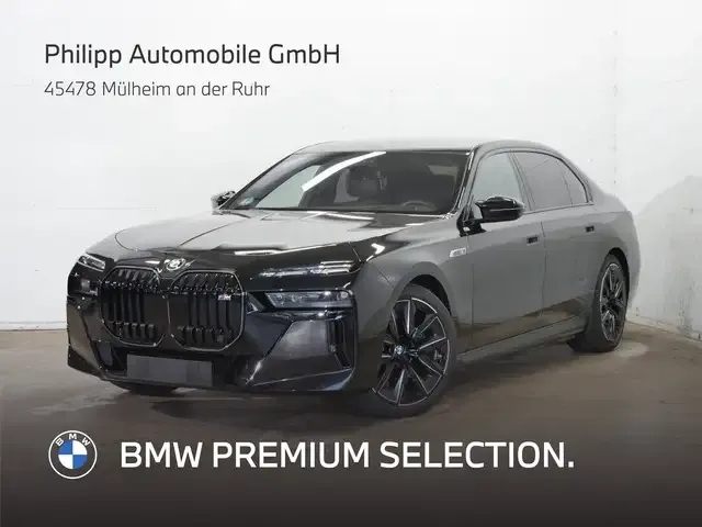 BMW i7