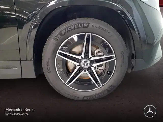 Mercedes-Benz EQA 300