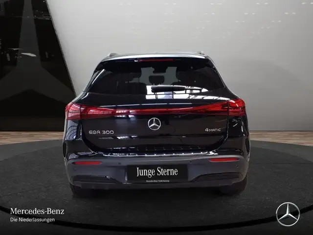 Mercedes-Benz EQA 300
