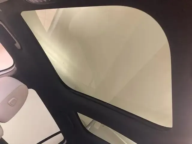 Mercedes-Benz EQB 350