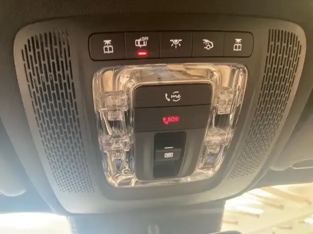 Mercedes-Benz EQB 350