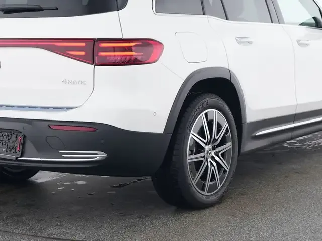 Mercedes-Benz EQB 350