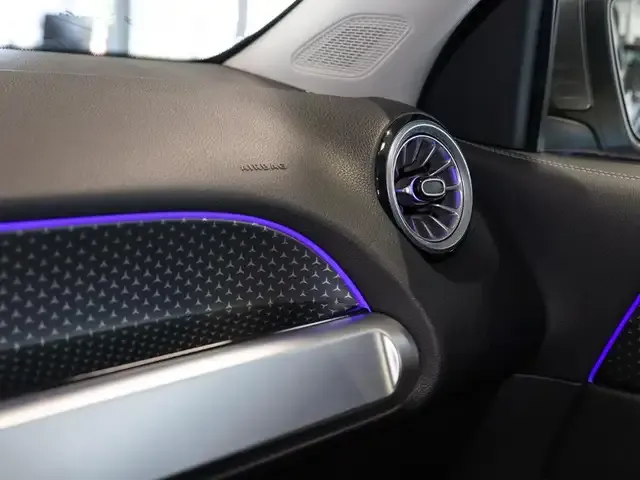 Mercedes-Benz EQB 300