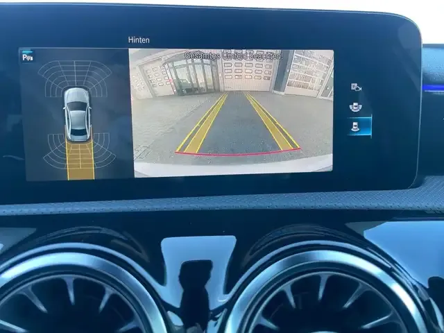 Mercedes-Benz A 35 AMG