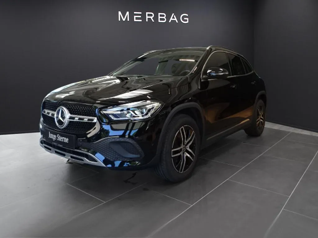 Mercedes-Benz GLA 200