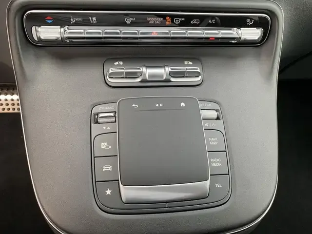 Mercedes-Benz V 250