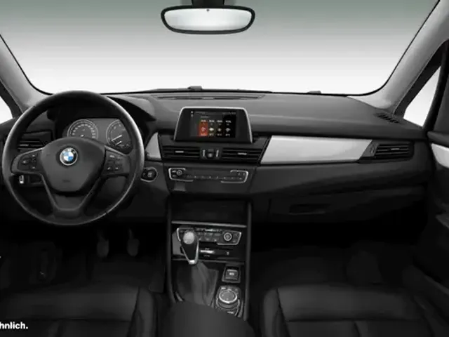 BMW 218