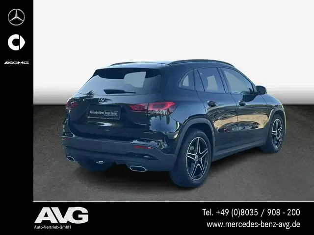 Mercedes-Benz GLA 200
