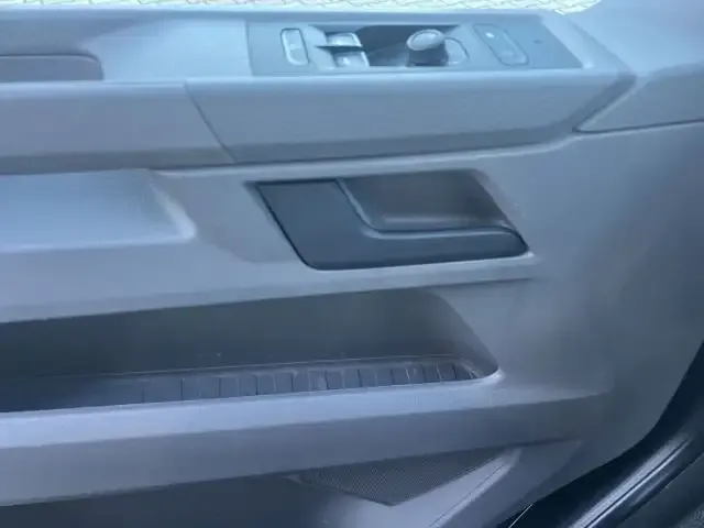 Volkswagen T6.1 Caravelle