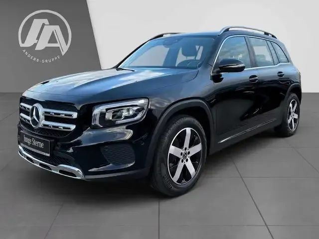 Mercedes-Benz GLB 220