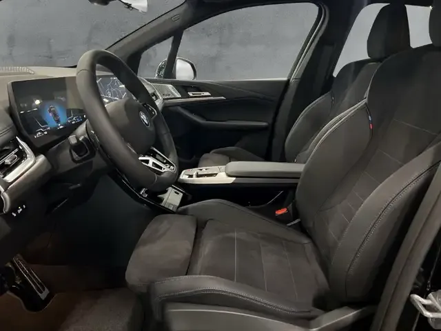 BMW 230