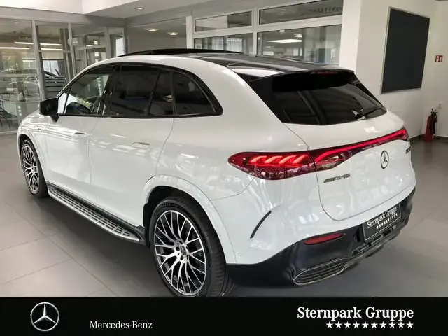 Mercedes-Benz EQE SUV