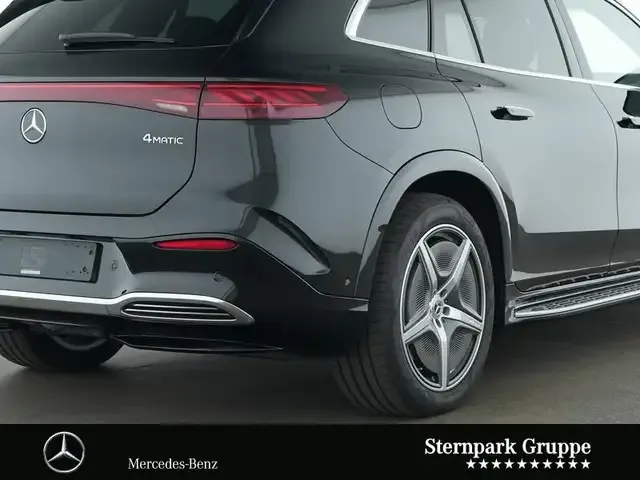 Mercedes-Benz EQS SUV