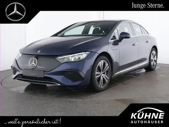 Mercedes-Benz EQE 300