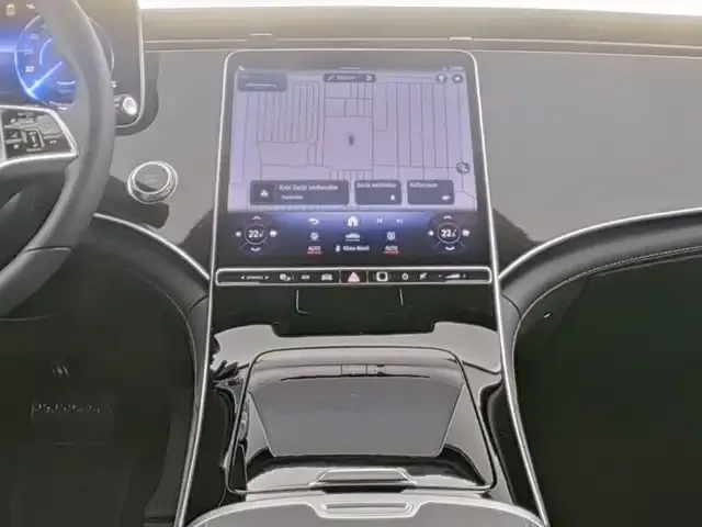 Mercedes-Benz EQE 300