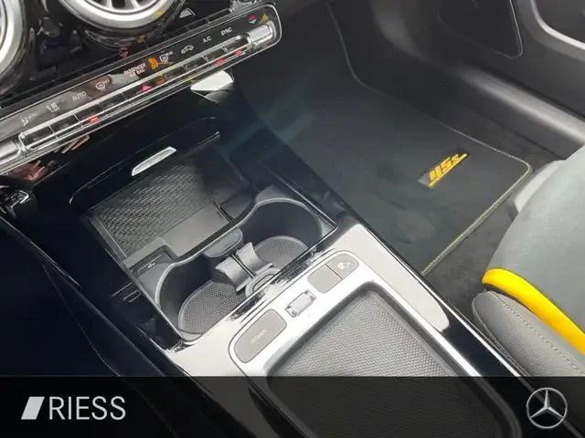 Mercedes-Benz A 45 AMG