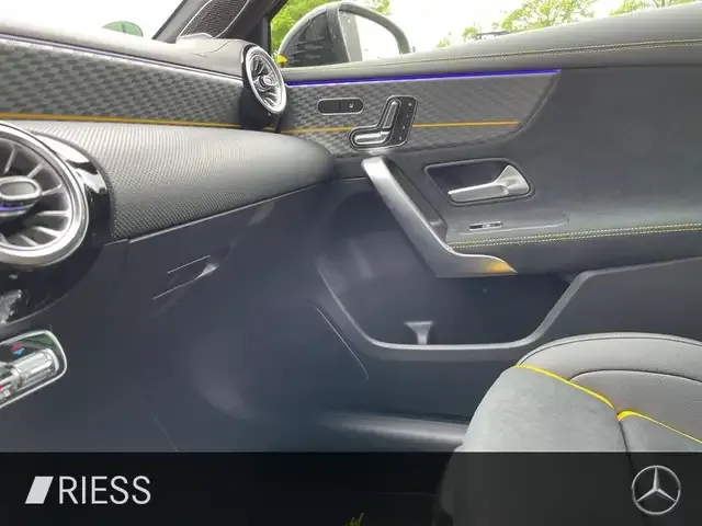 Mercedes-Benz A 45 AMG