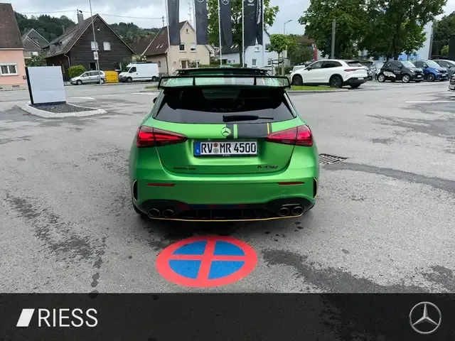 Mercedes-Benz A 45 AMG