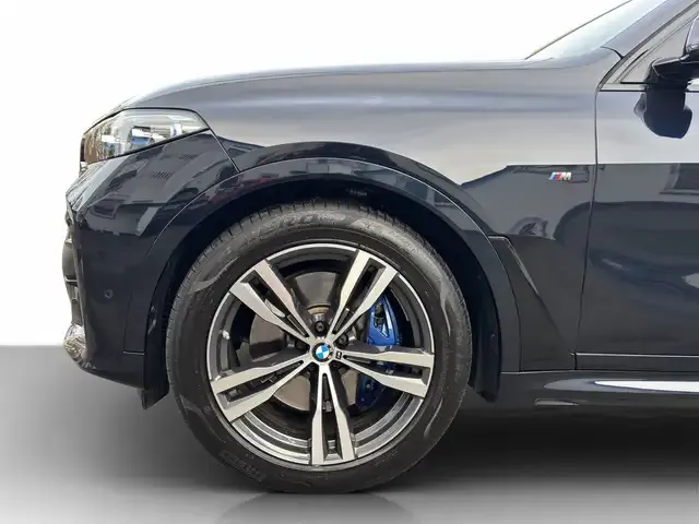 BMW X7 M
