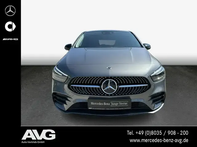 Mercedes-Benz B 200