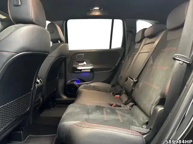 Mercedes-Benz GLB 220