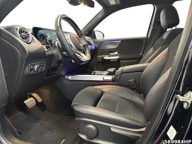 Mercedes-Benz GLB 220
