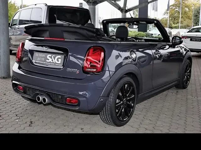 MINI Cooper S Cabrio