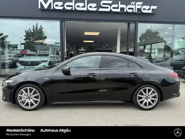 Mercedes-Benz CLA 35 AMG