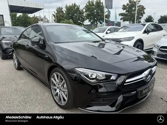 Mercedes-Benz CLA 35 AMG