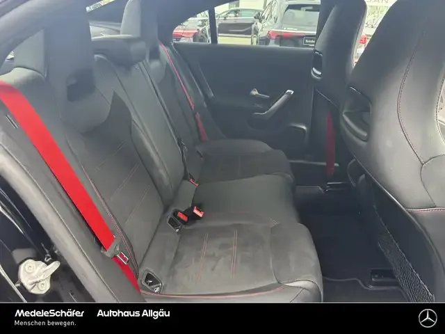 Mercedes-Benz CLA 35 AMG