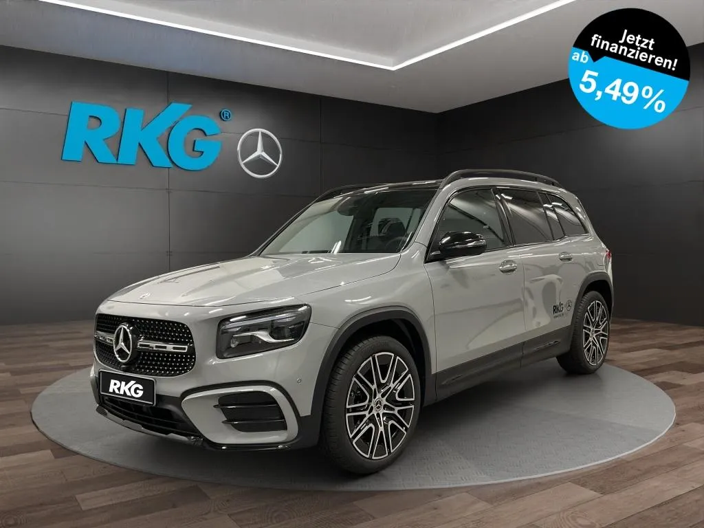 Mercedes-Benz GLB 220