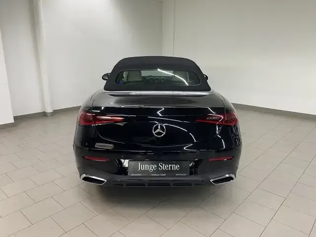 Mercedes-Benz CLE 300