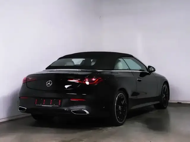 Mercedes-Benz CLE 300
